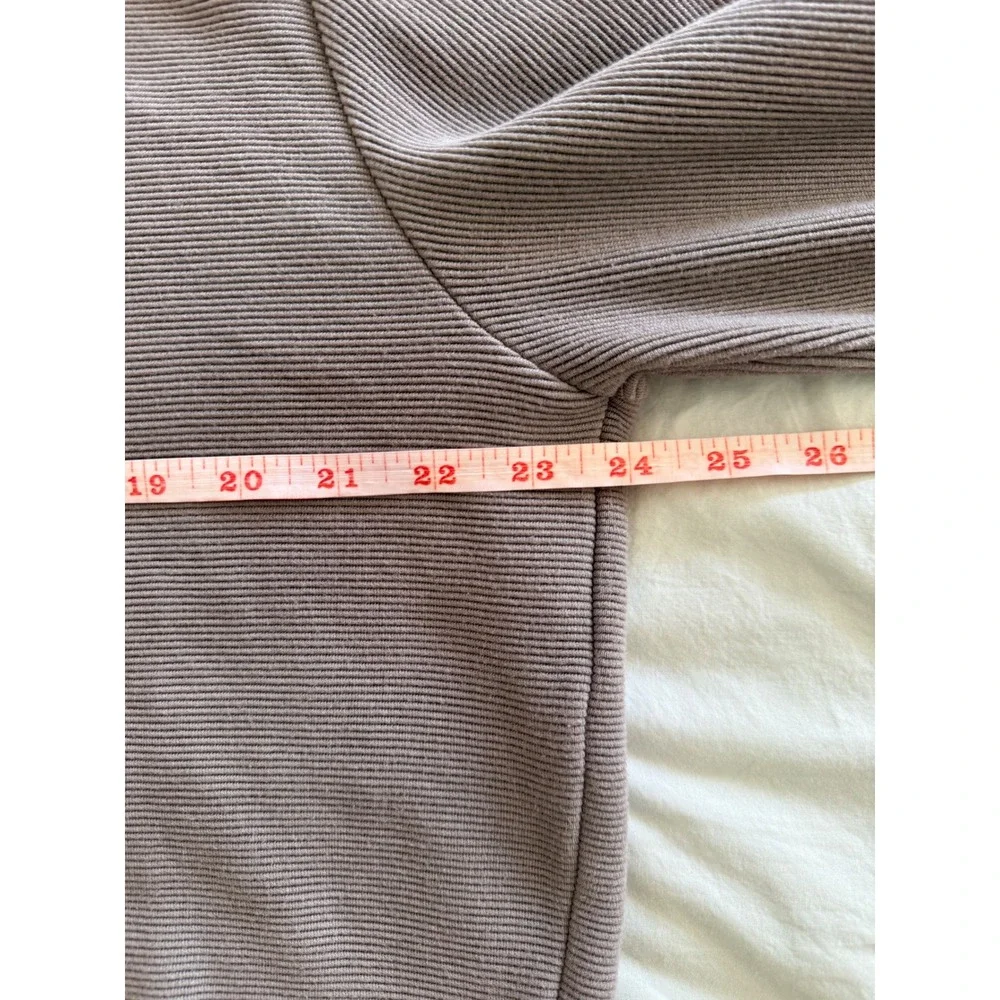 Varley Vine Half Zip Pullover Large Taupe Ribbed Funnel Neck Quiet Luxury